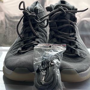 Air Jordan retro 11 premium grey suede